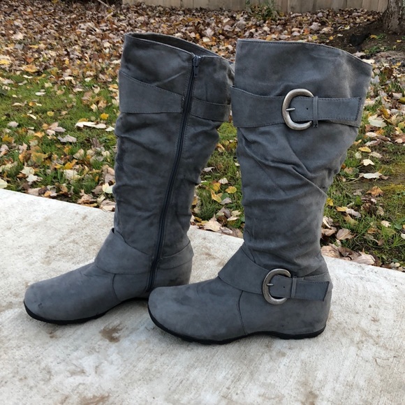 Shoes - Women’s fashion boots